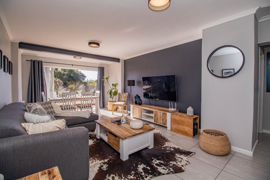 2 Bedroom Property for Sale in Goose Valley Western Cape